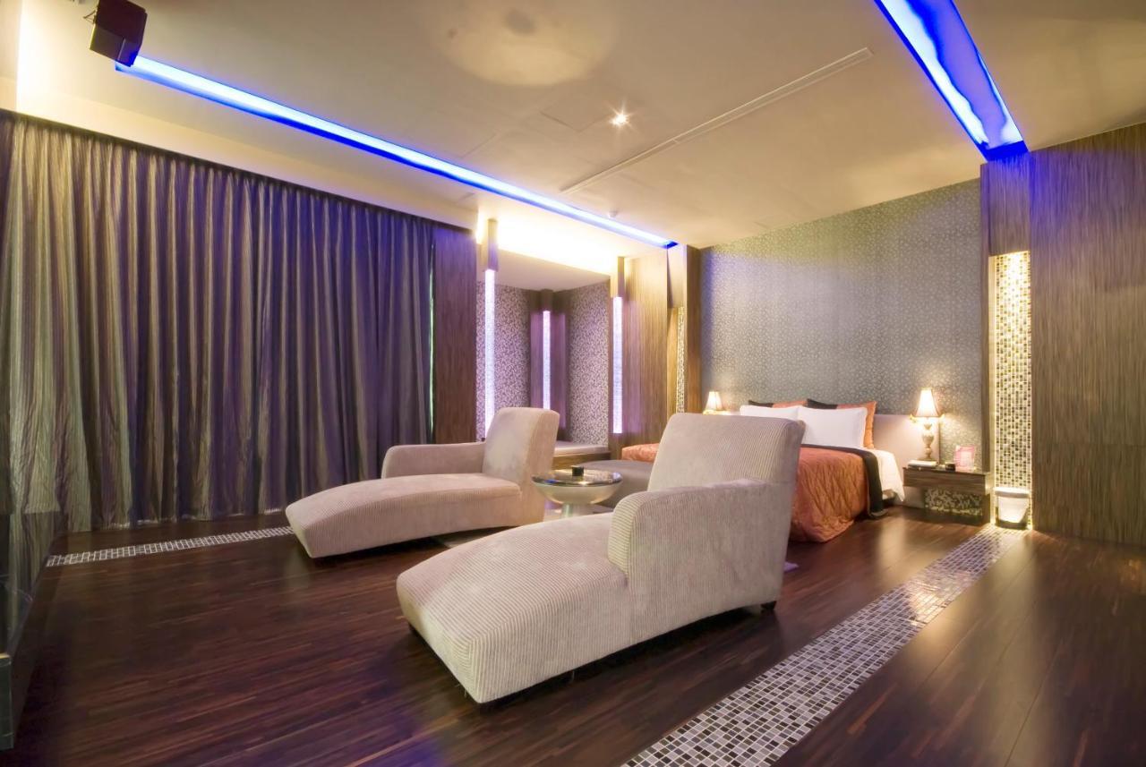 Harport Motel Гаосюн Экстерьер фото