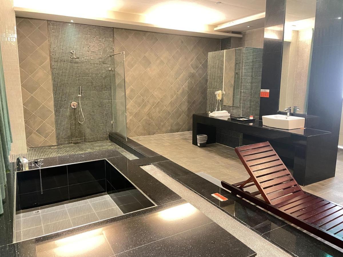 Harport Motel Гаосюн Экстерьер фото